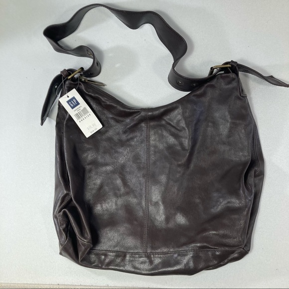 GAP Handbags - NWT Brown Leather GAP Bag!!